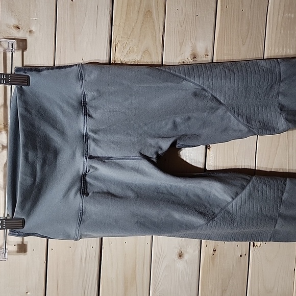 Alphalete Women's Leggings Size Small Skinny Leg - Picture 5 of 9